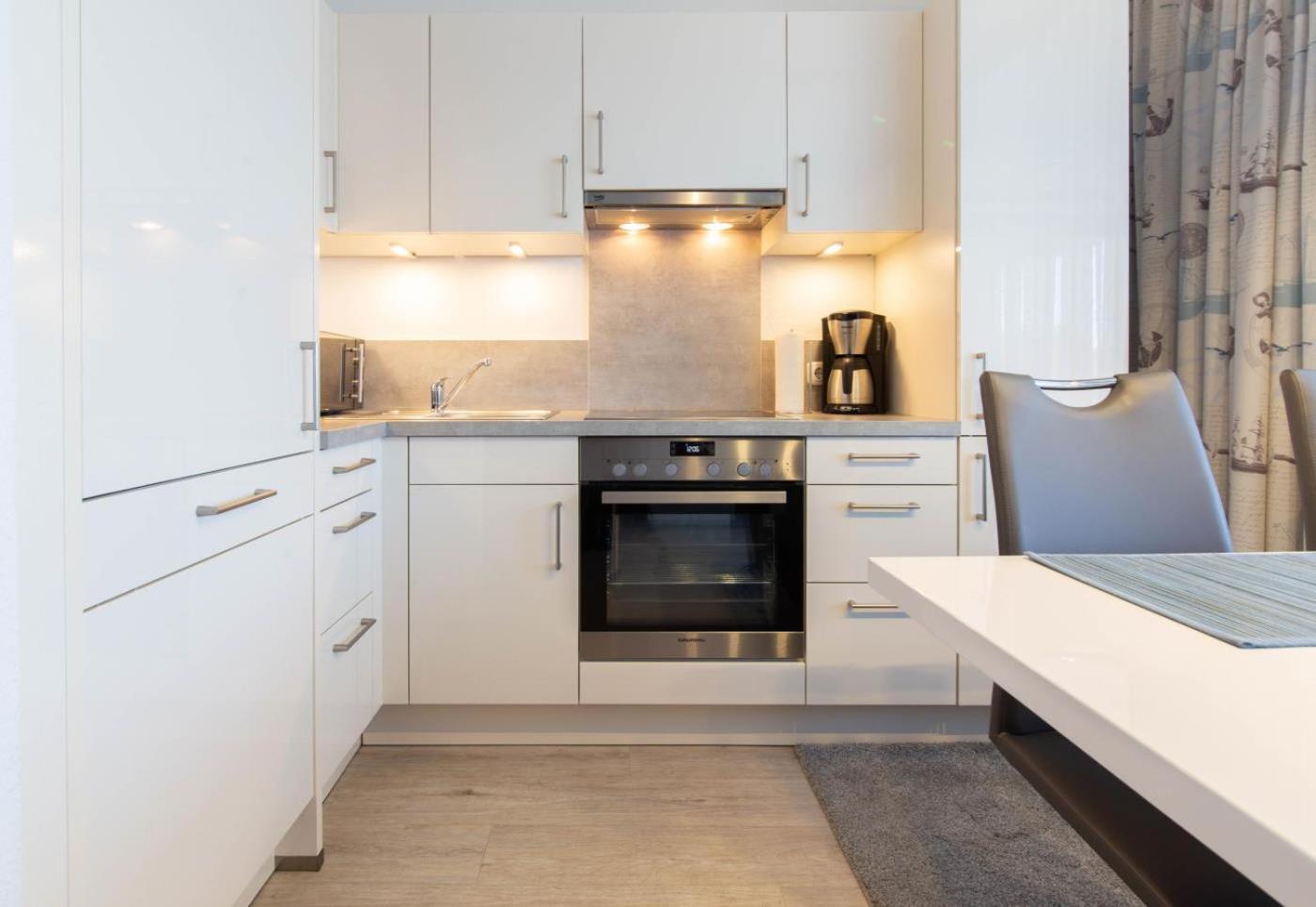 Ferienwohnung Bodo'S Strandkorb ลูเบค ภายนอก รูปภาพ